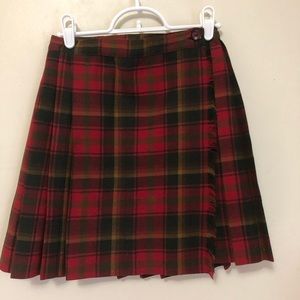 Vintage mini kilt x2 ( could be fine for a child)